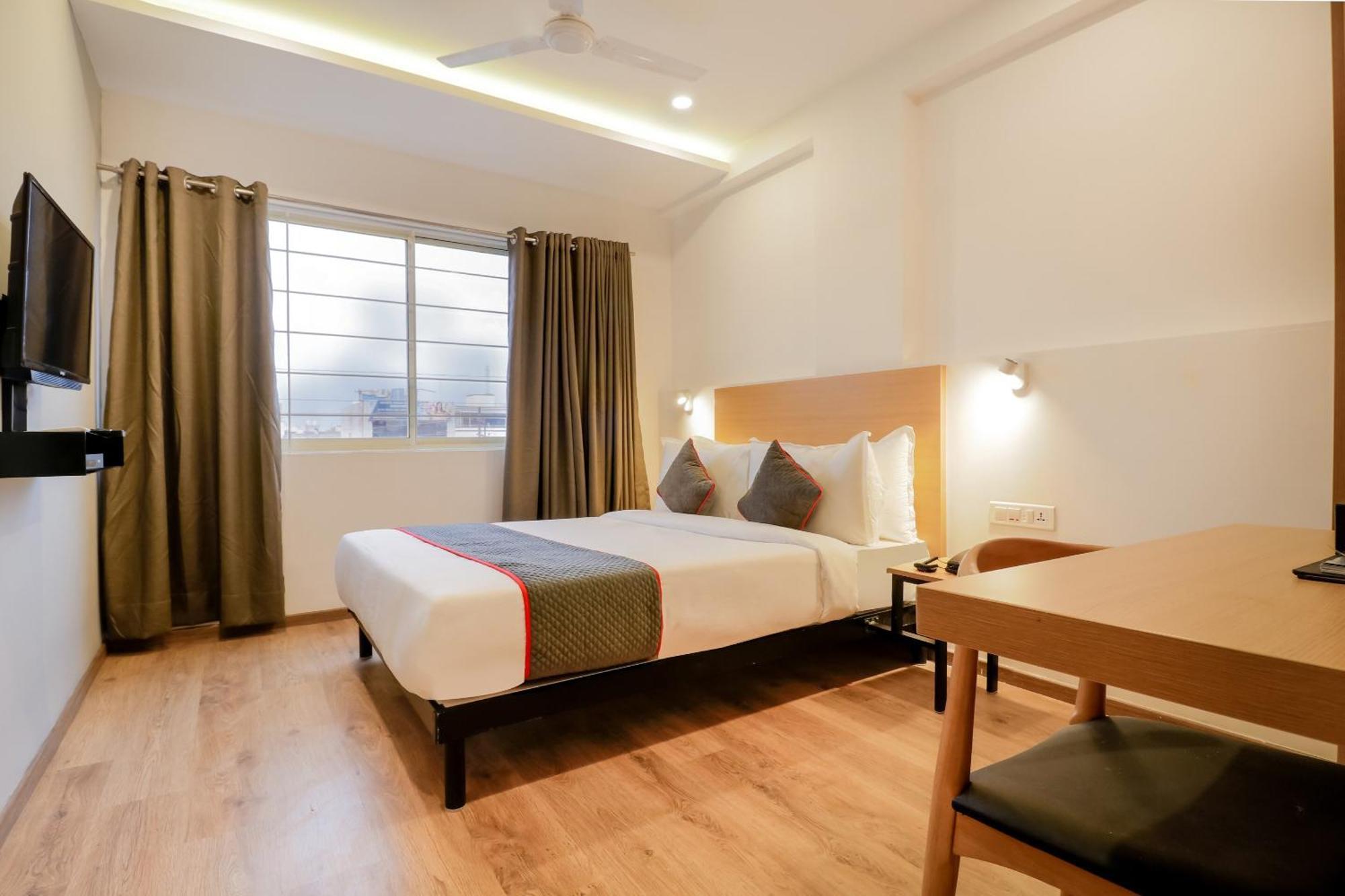 Super Townhouse The Landmark إندور المظهر الخارجي الصورة
