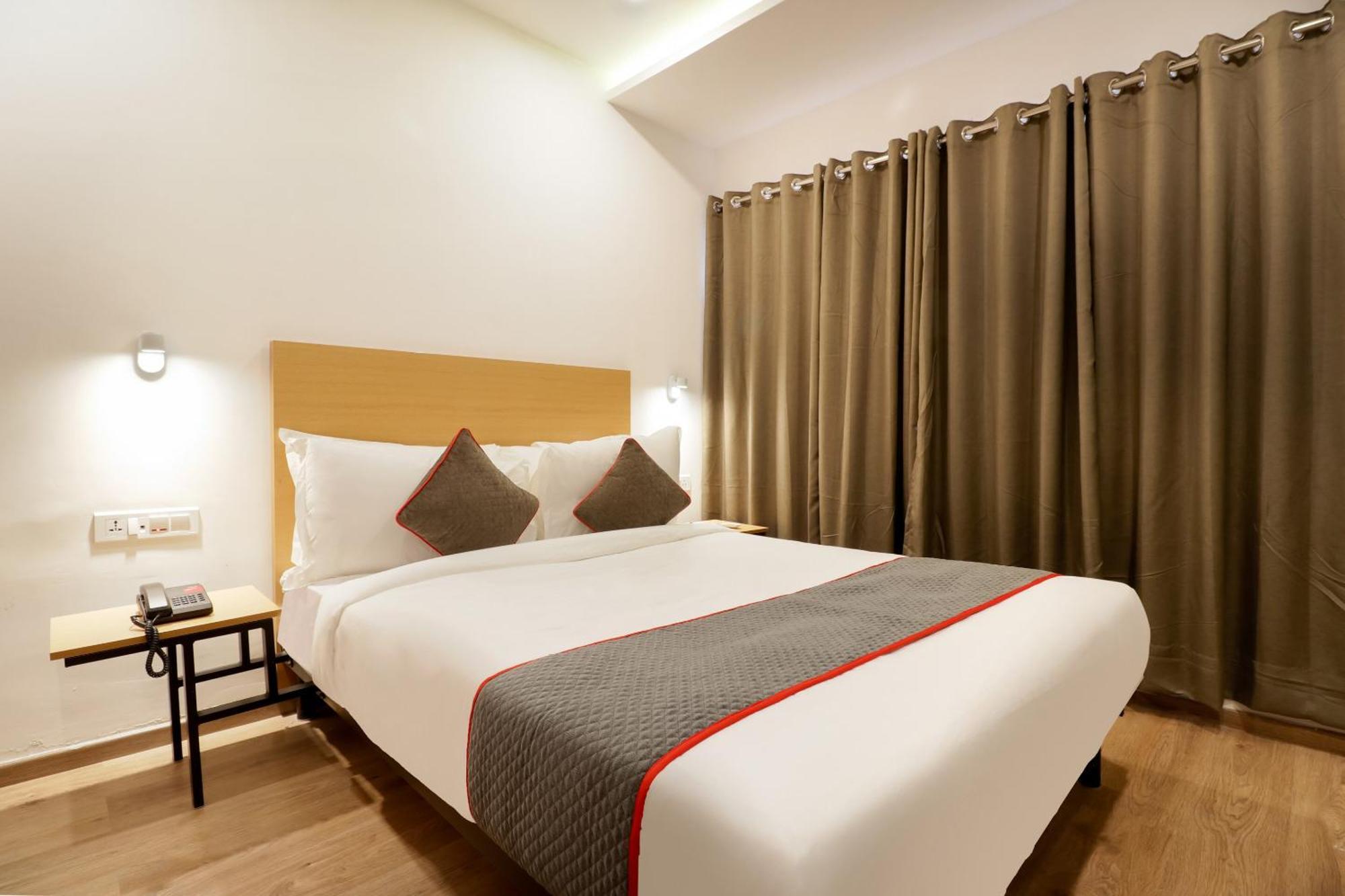 Super Townhouse The Landmark إندور المظهر الخارجي الصورة